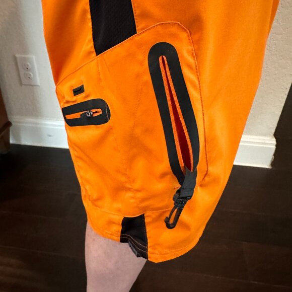 ZOIC Ether Shell Bike Shorts with Padded Liner Shorts- 36-38 - Picture 8 of 16